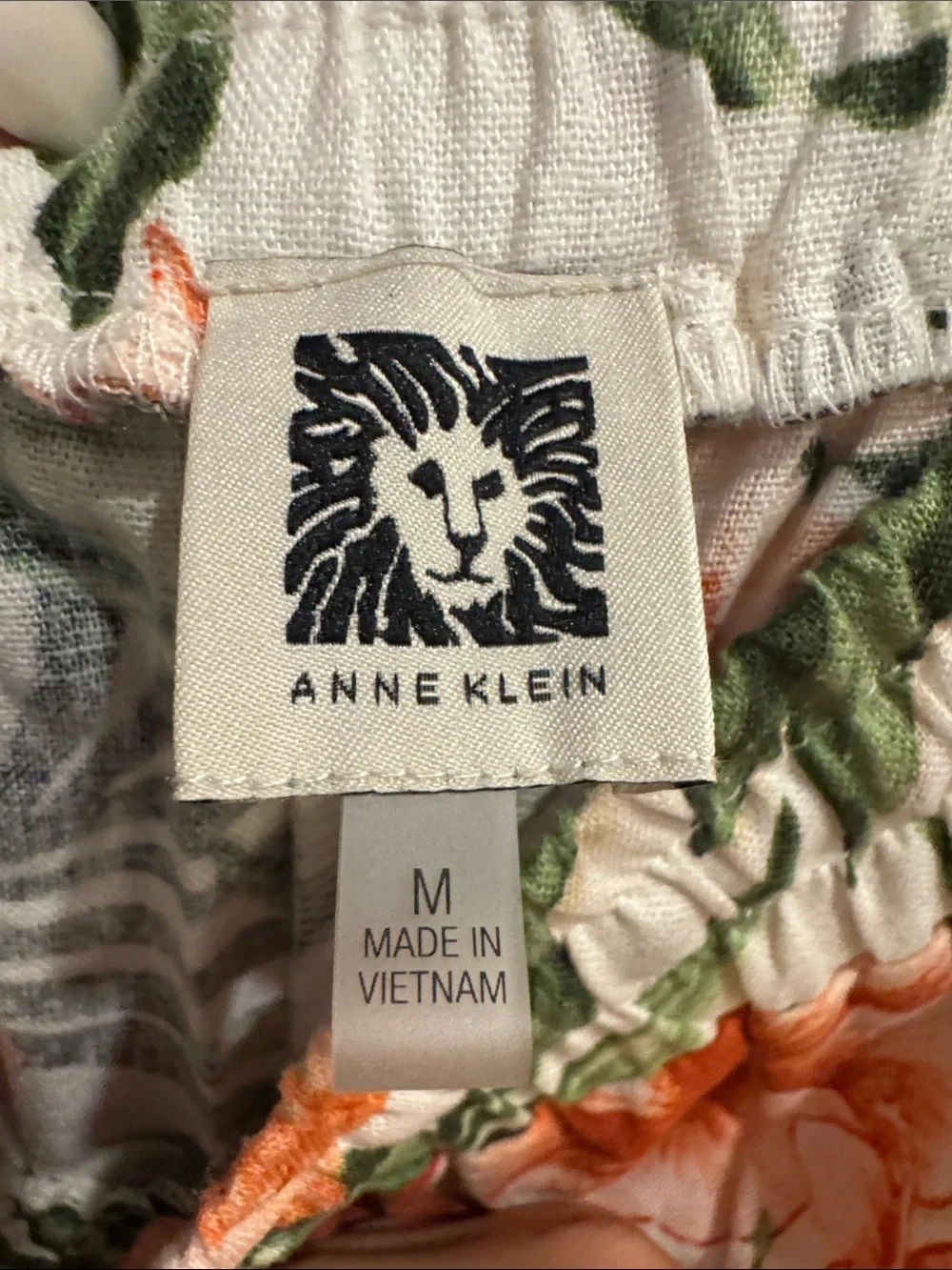 Anne Klein Cream Top and Matching Pants set with Green & Coral Floral Print